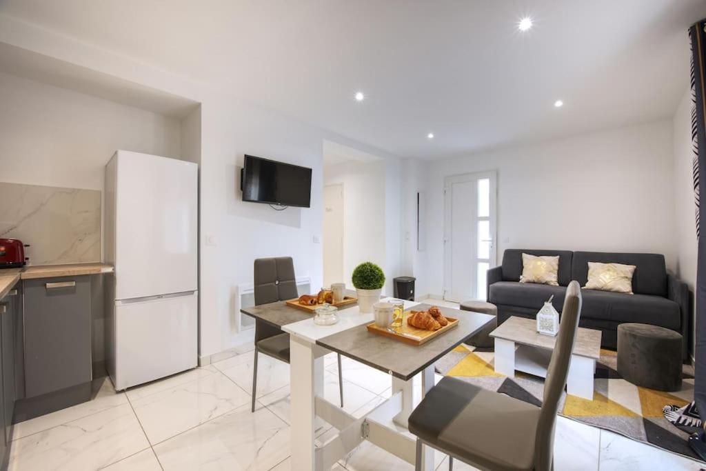 Appt P2 De 1 A 6 Pers A Rognac Apartment Exterior photo